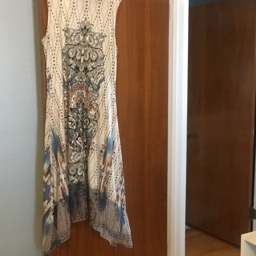 Dress - Picture 2 of 2